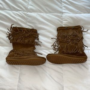 Minnetonka Moccasin boots